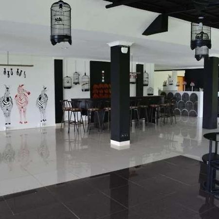 Albero Hotel Bogor Exterior photo