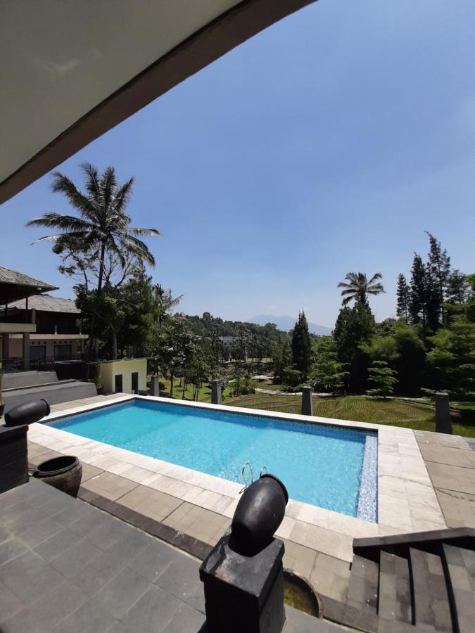Albero Hotel Bogor Exterior photo