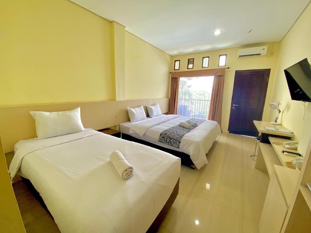 Albero Hotel Bogor Exterior photo