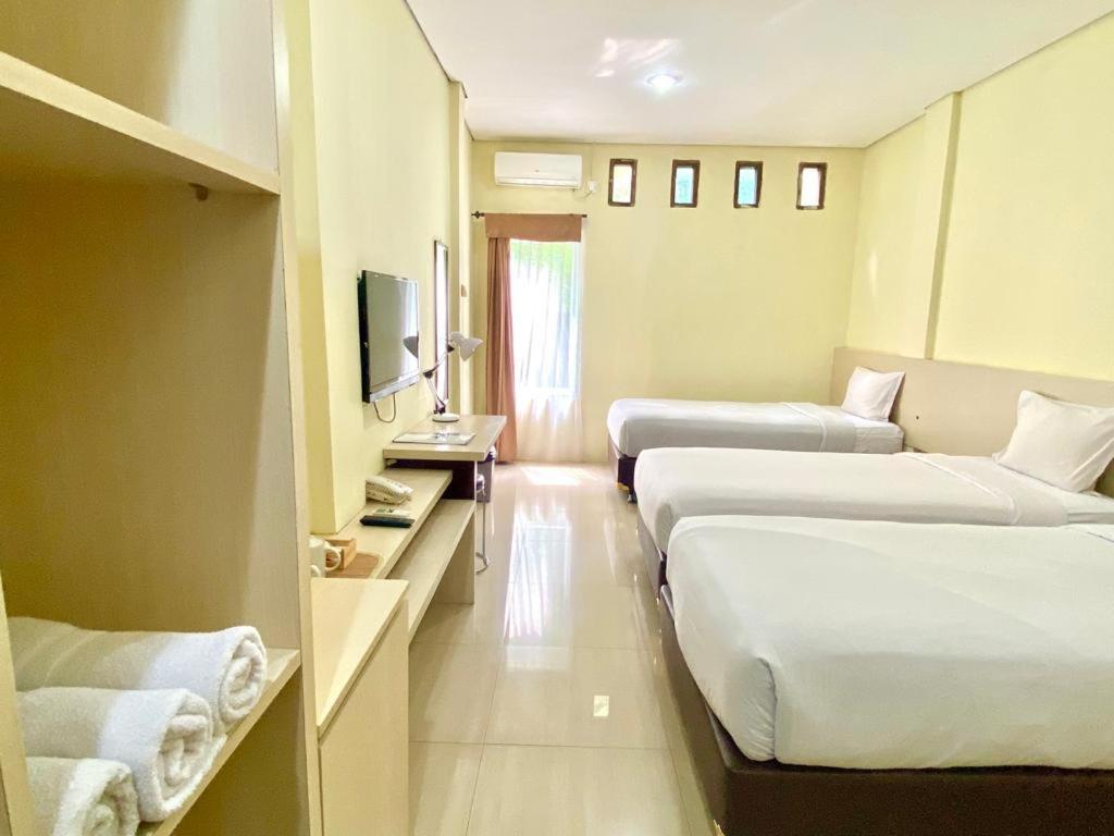 Albero Hotel Bogor Exterior photo